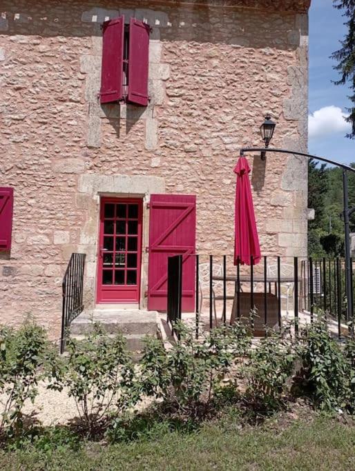 Domaine De La Barde Apartments In The Old Walnut Mill And Forge Le Bugue Exterior foto